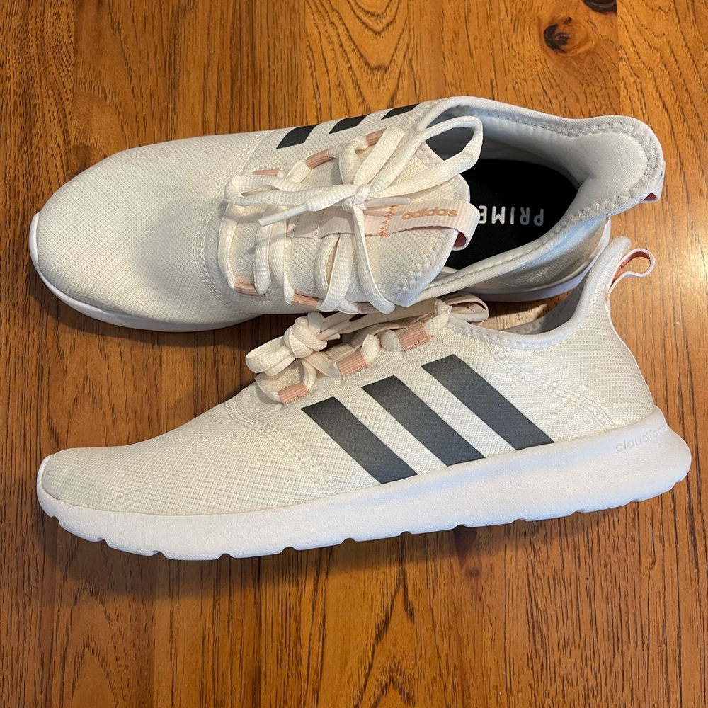 Women Adidas sneakers Sz 11